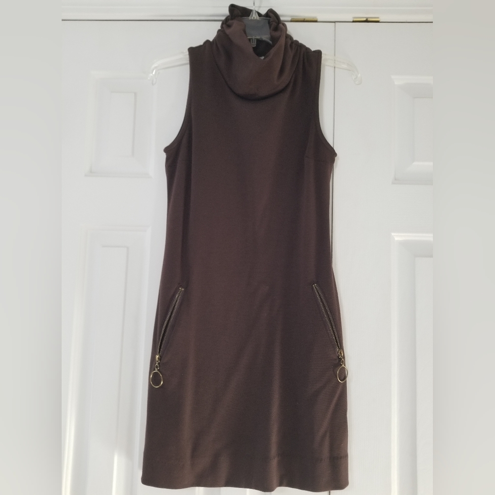 Brown dress